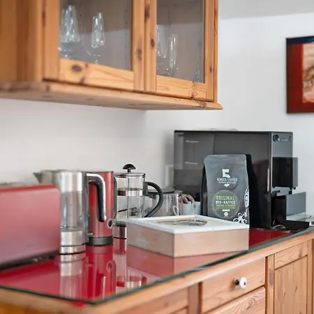 Kuenstlernest Im Winzerort