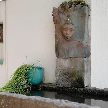 Kuenstlernest Im Winzerort דירה